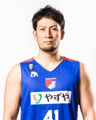 https://img.gameyidong.cn/img/basketball/player/1f9431fe6d949e05d9d0d4847a6e2998.png